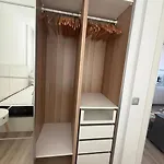 Modern New Sea View In דירה